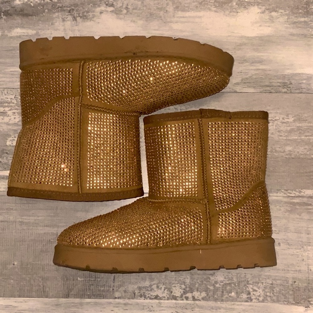diamond rhinestones, gold, and comfy for winter